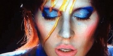 Gaga and Intel used digital skin, Curie rings and holograms in her Bowie tribute
