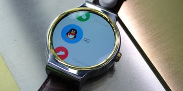 ZTE Axon Watch does a pretty good Android Wear impression