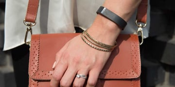 Fitbit Flex now contains health warning