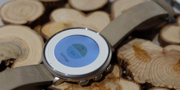 Pebble adds updates for text replies and sleep tracking
