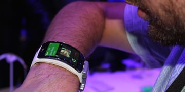Samsung Gear S on sale 7 November in US and UK: £329 in Britain