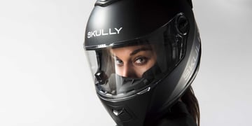 Skully AR-1 motorcycle helmet crashes out