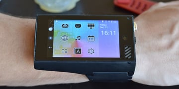 Rufus Cuff: First impressions of the phone-sized wearable