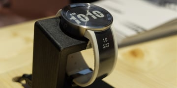 Sony FES Watch U: With more smarts, this e-paper accessory could be truly awesome