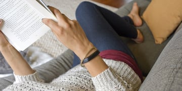 ​Shock, vibrate or slowly wake: Can a wearable make you a morning person?