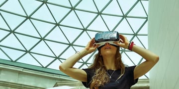 Samsung still doesn't know if VR is hype or mainstream