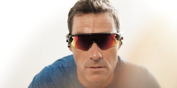 Intel says it isn't 'stepping back' from wearable tech despite rumoured layoffs