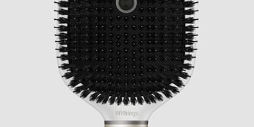 ​Withings made a smart hairbrush that criticises your cack-handed technique