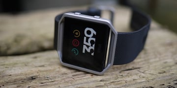 Fitbit Blaze's new update gives it those long-awaited Charge 2 features