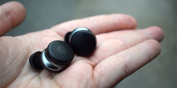 Doppler Labs and US Congress are giving hearing aids a rethink