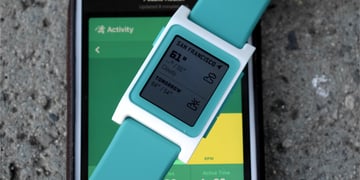 Pebble's new update will keep its watches working when the lights go off