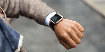 Fitbit's smartwatch is plagued by software and hardware issues