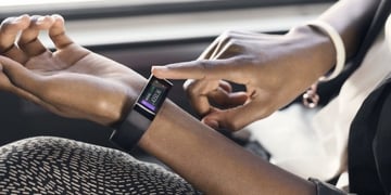 Microsoft's new plan for wearables makes a lot more sense