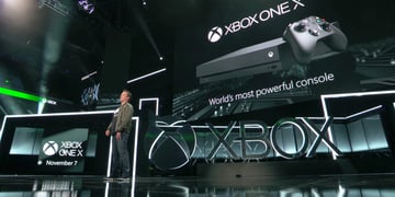 As Sony doubles down on VR, Microsoft must clear up its mixed messaging