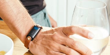 LVL's hydration monitoring wearable is delayed until summer 2018