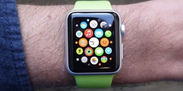 Apple Watch poised to lead the smartwatch market in 2018