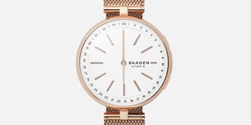 Skagen's Signatur T-Bar is a dainty hybrid smartwatch for women