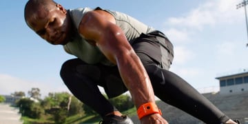 Jawku Speed is a wearable wristband that helps athletes track their sprints