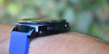 Samsung Gear S4 could feature batteries within its watch straps to give you a boost