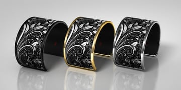 Tago Arc E Ink bracelet doesn't need charging