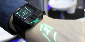 Haier’s Asu smartwatch projects texts, stats and drawings onto your hand