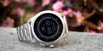 Google on the future of Wear OS: Smarter Assistant, deeper health, new hero watch