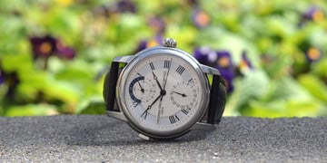 Frederique Constant Hybrid Manufacture review