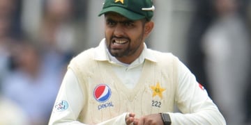 Pakistan cricket team told to stop wearing smartwatches by anti-corruption officials