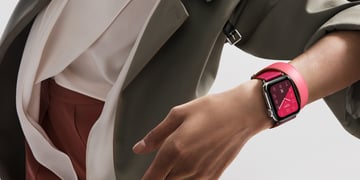 Future Apple Watch could feature a flexible display that wraps around the wrist