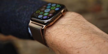 Apple Watch bands that detect fit could be key to accurate health monitoring