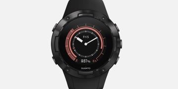 Suunto 5 packs big sports tracking features into a small body