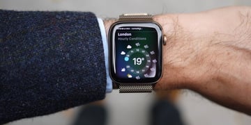 And finally: Apple will temporarily stop listening to your smartwatch chat