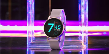 Misfit Vapor X is another Wear watch with sports tracking at the heart