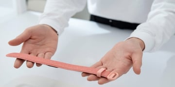 Forget the Pixel Watch, Google should make its smart wristband a reality