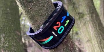Nubia Watch is the embodiment of a smartwatch vision that nobody asked for
