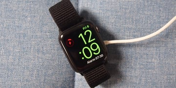 Your next smartwatch could soon charge itself with your body movements