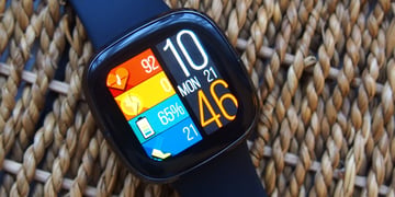 Best Fitbit Versa and Sense watch faces to download