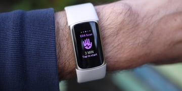 ​New Fitbit patent targets depression and bipolar detection