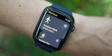 How to manually add a workout on the Apple Watch