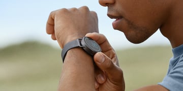 Fossil and Skagen smartwatches now let you talk to Amazon Alexa