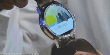 Fossil and Intel team up for Android Wear smartwatch