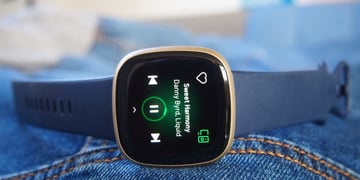 Fitbit removes Pandora and Deezer support from all smartwatches