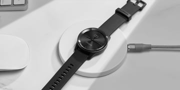 The Vivomove Trend is the first Garmin watch to feature wireless charging