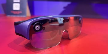We need to talk about smartglasses