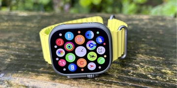 You can now delete these native Apple Watch apps without it affecting the iPhone version