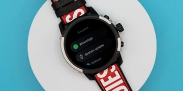WhatsApp finally rolls out for Wear OS smartwatches