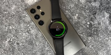 How to charge Samsung Galaxy Watch anywhere with Wireless PowerShare