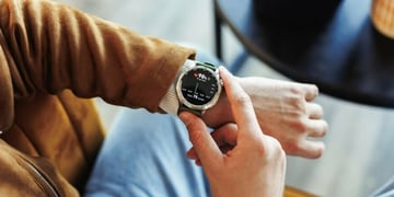 87% of smartwatch owners adopt new healthy habits – study finds