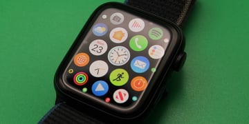 How to download apps to the Apple Watch