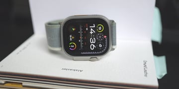 Apple Watch Ultra band designed for unreleased dark case appears